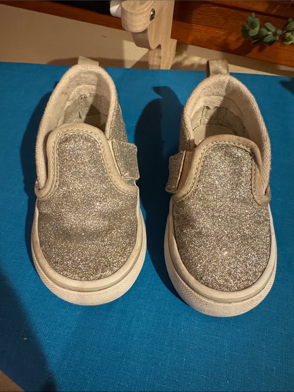 Vans Toddler Glitter Slip-On Sneakers - Silver Sparkles Size 6.5 T